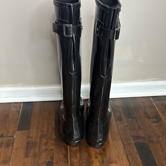 Hunter Glossy Black Knee-High Boots - Picture 3 of 9